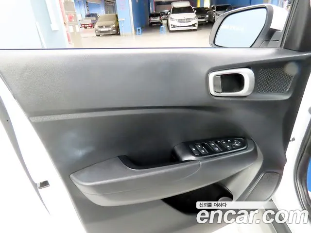 Hyundai Venue Venue 1.6 Modern Plus — Фото автомобиля 14