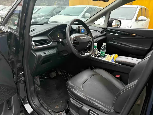 Maxus G50 — Фото автомобиля 4