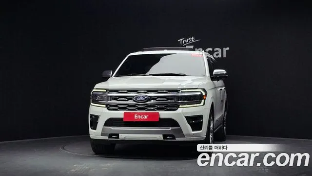 Ford Expedition — Фото автомобиля 3