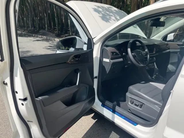 Volkswagen Tharu — Фото автомобиля 10