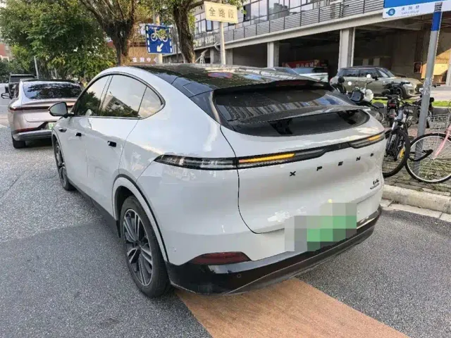 Xpeng G6 — Фото автомобиля 3