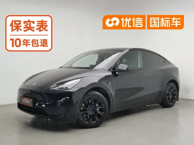 Фотография автомобиля — Tesla Model Y
