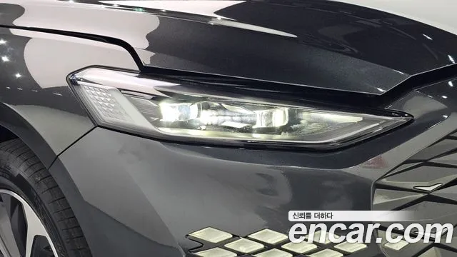 Kia K8 Hybrid — Фото автомобиля 7