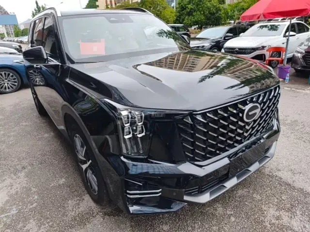 GAC Trumpchi GS8 — Фото автомобиля 3