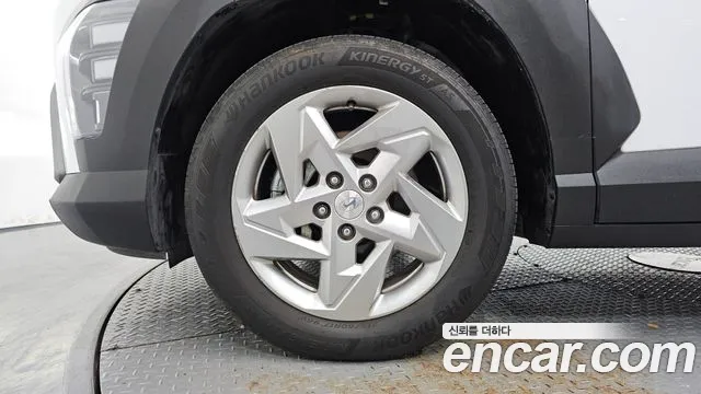 Hyundai Kona SX2 — Фото автомобиля 5