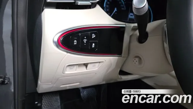 Genesis GV70 2.5T Бензин 2WD — Фото автомобиля 25