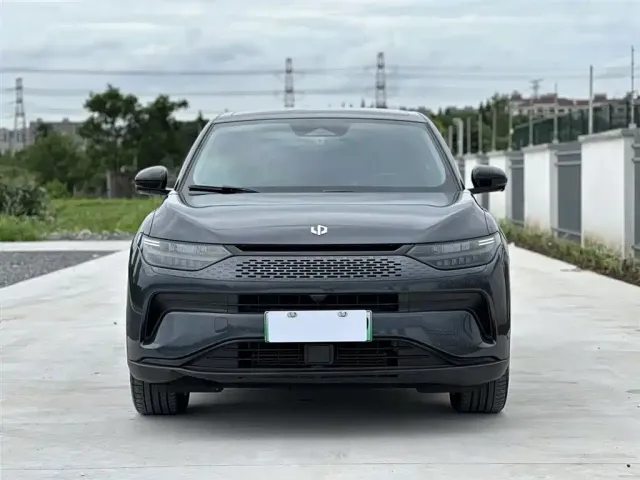 Leapmotor Leapmotor C11 2023 Range Extender 180 Comfort Edition — Фото автомобиля 3