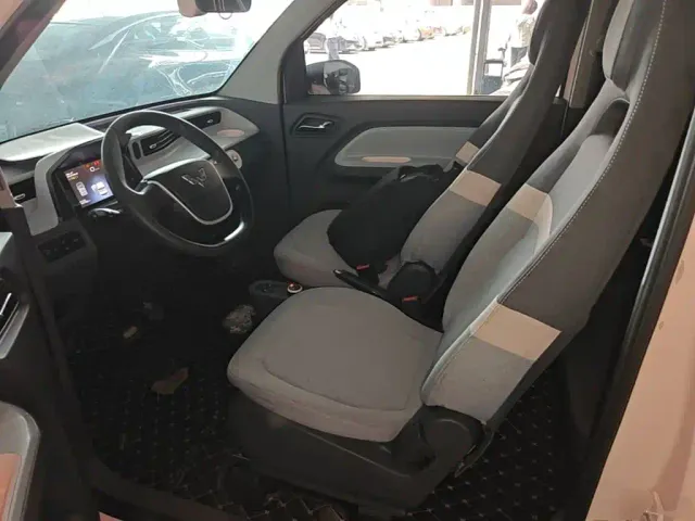 Wuling Hongguang Mini EV — Фото автомобиля 14