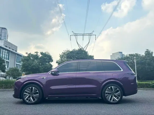 Li Auto L9 — Фото автомобиля 2