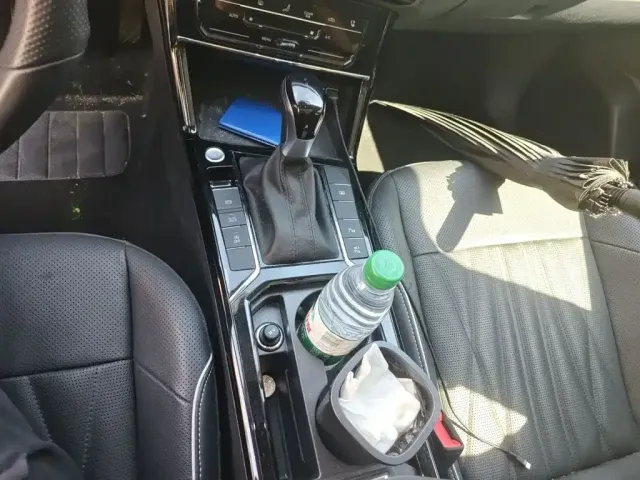 Volkswagen Passat — Фото автомобиля 6