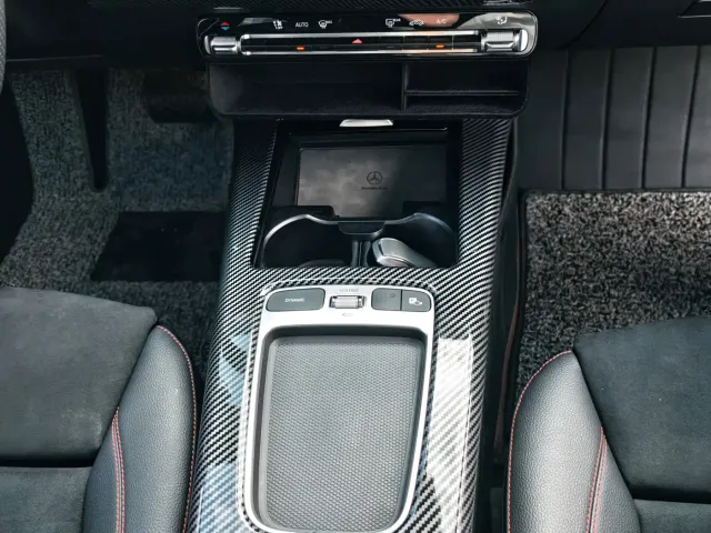 Mercedes-Benz A-Class — Фото автомобиля 13