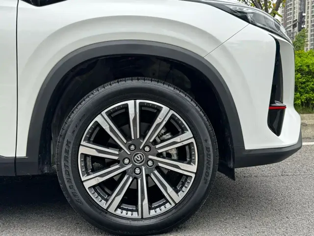Changan CS75 Plus — Фото автомобиля 21