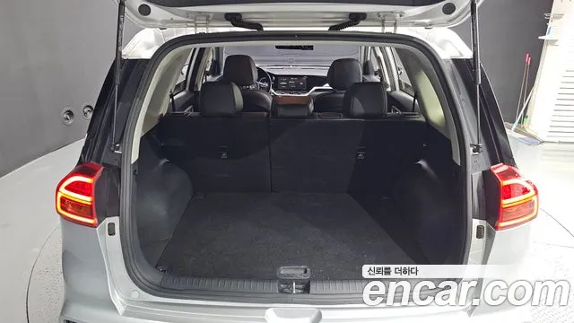 Kia Niro — Фото автомобиля 26