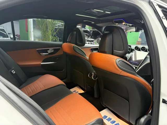 Mercedes-Benz C-Class — Фото автомобиля 8
