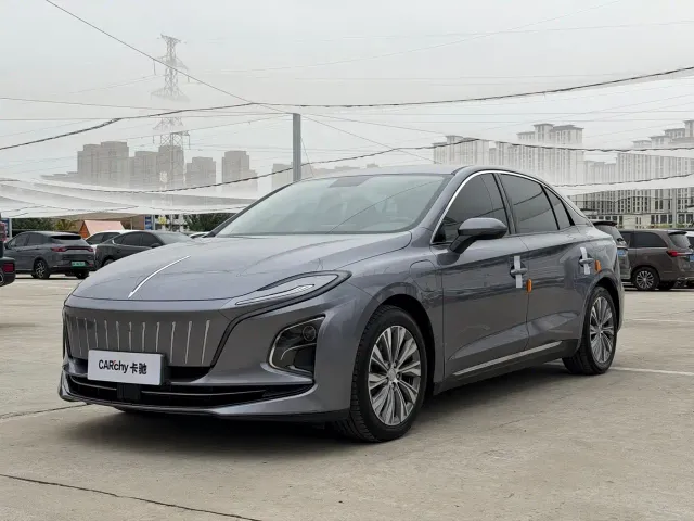 Фотография автомобиля — Hongqi E-QM5