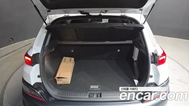 Hyundai Kona Новый Kona Бензин 2.0 2WD — Фото автомобиля 30
