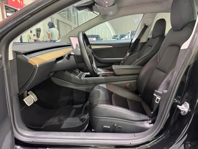 Tesla Model 3 2022 Performance High-Performance AWD — Фото автомобиля 6