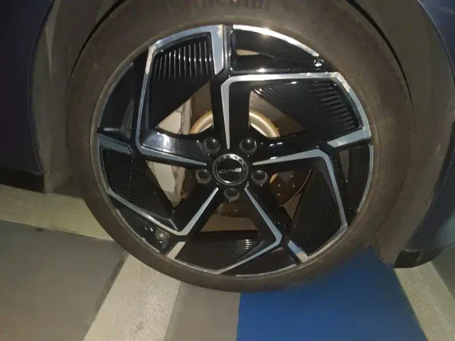 BYD Seal — Фото автомобиля 25