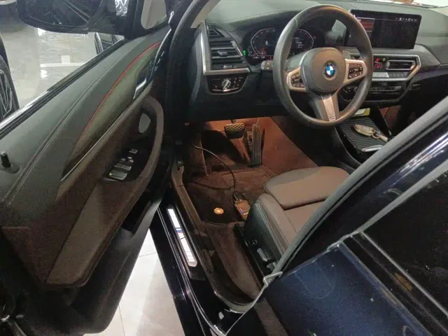 BMW X3 — Фото автомобиля 11