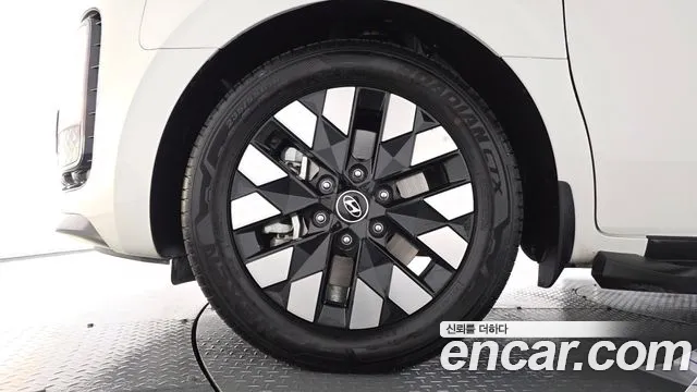 Hyundai Staria — Фото автомобиля 5