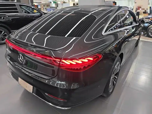 Mercedes-Benz EQS — Фото автомобиля 6