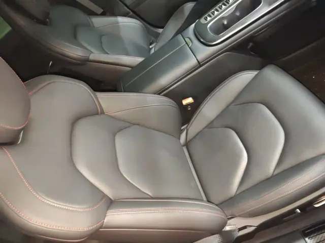 Xiaomi SU7 — Фото автомобиля 24