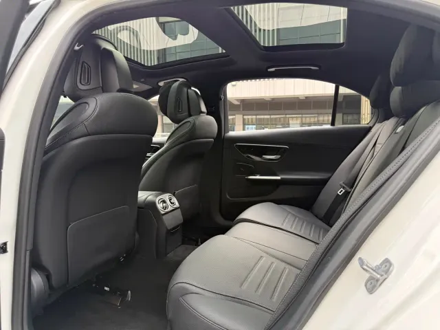 Mercedes-Benz C-Class — Фото автомобиля 21