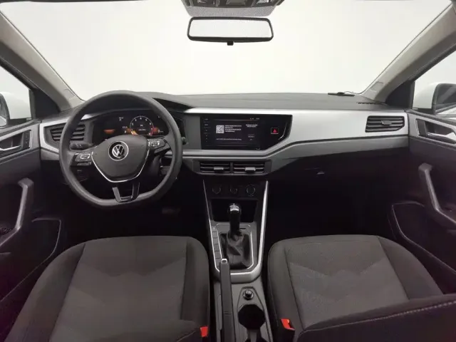 Volkswagen Polo — Фото автомобиля 5