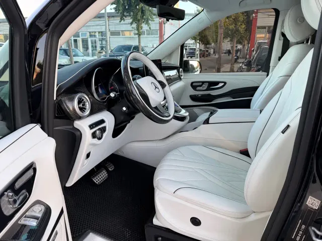 Mercedes-Benz V-Class — Фото автомобиля 5
