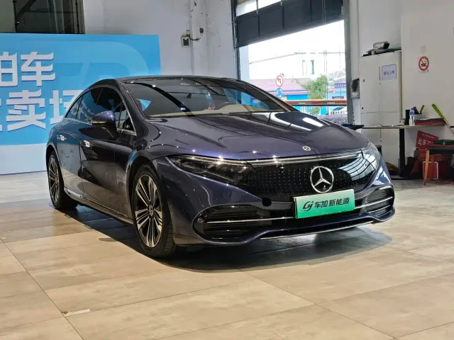 Mercedes-Benz EQS — Фото автомобиля 3