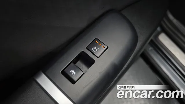 Hyundai Grandeur Grandeur (GN7) 3.5 Бензин 4WD — Фото автомобиля 18