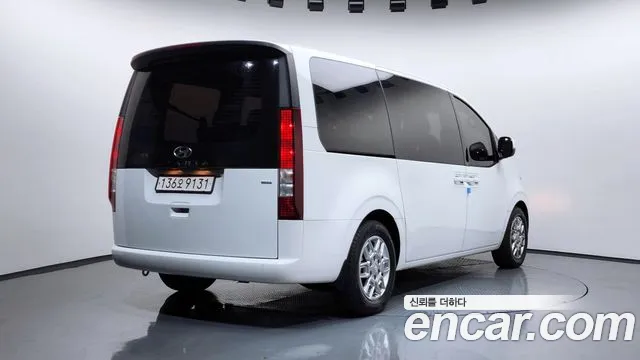 Hyundai Staria Staria 4WD Tourer 9 мест — Фото автомобиля 2