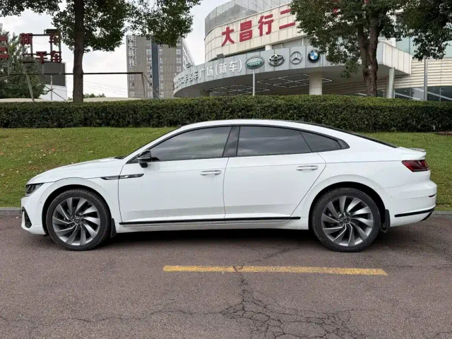 Volkswagen CC — Фото автомобиля 3