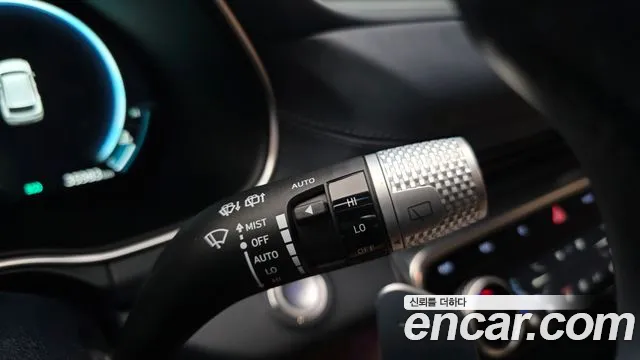 Genesis GV80 — Фото автомобиля 27