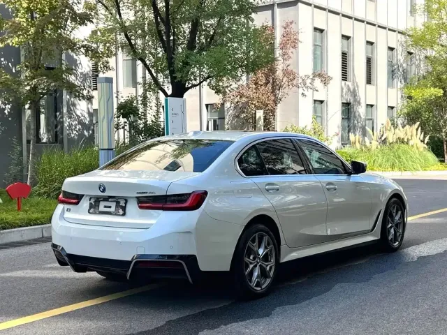BMW i3 — Фото автомобиля 9