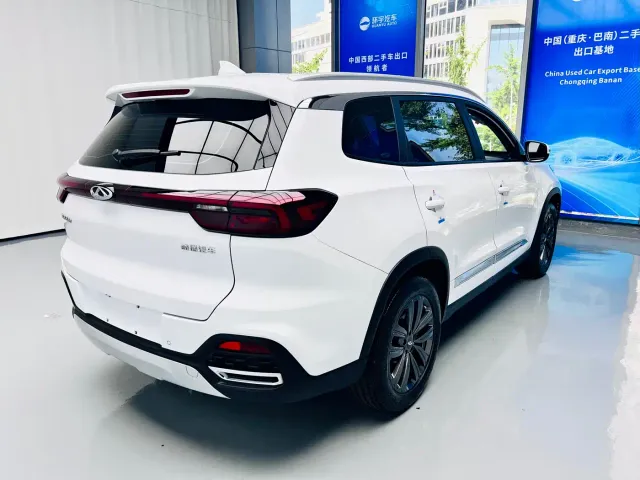 Chery Tiggo 8 — Фото автомобиля 7
