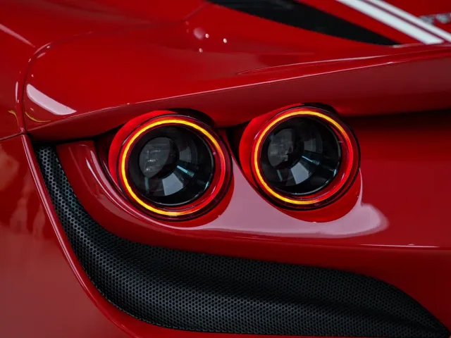 Ferrari F8 — Фото автомобиля 19
