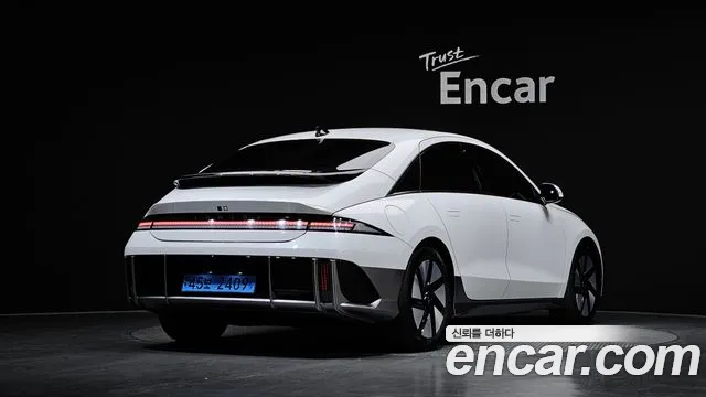 Hyundai Ioniq 6 — Фото автомобиля 2