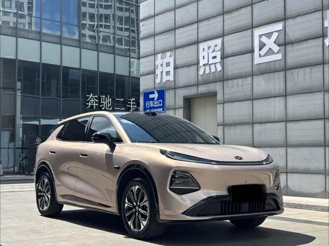 Changan Qiyuan Changan Qiyuan Q05 — Фото автомобиля 3