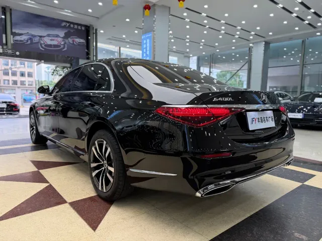 Mercedes-Benz S-Class — Фото автомобиля 29