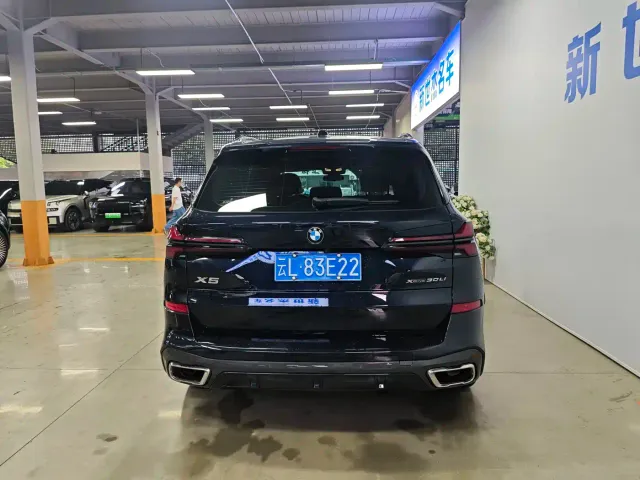 BMW X5 — Фото автомобиля 9
