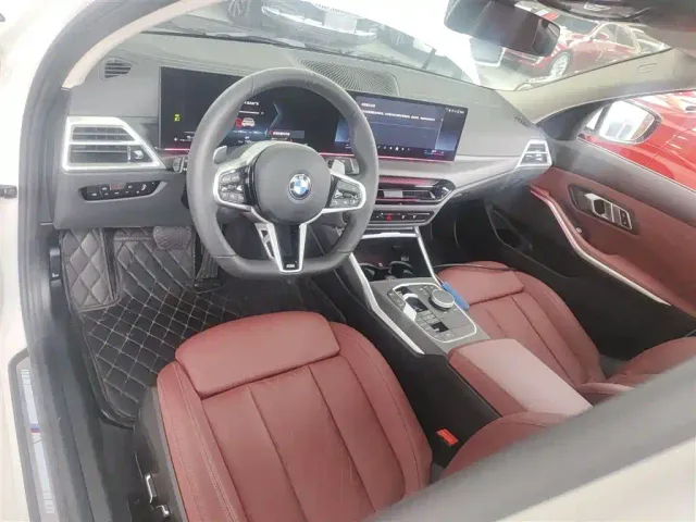 BMW 3 Series — Фото автомобиля 9