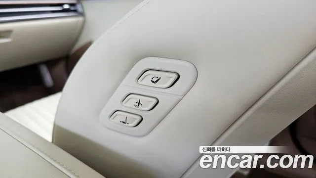 Hyundai Grandeur GN7 — Фото автомобиля 27