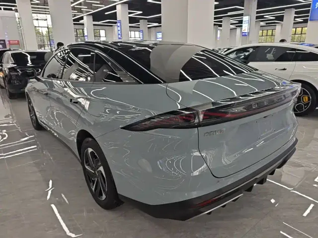 Geely Galaxy L6 — Фото автомобиля 4