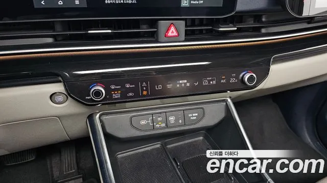 Kia Canival Новый Carnival 4 поколение HEV 7 мест Signature — Фото автомобиля 19