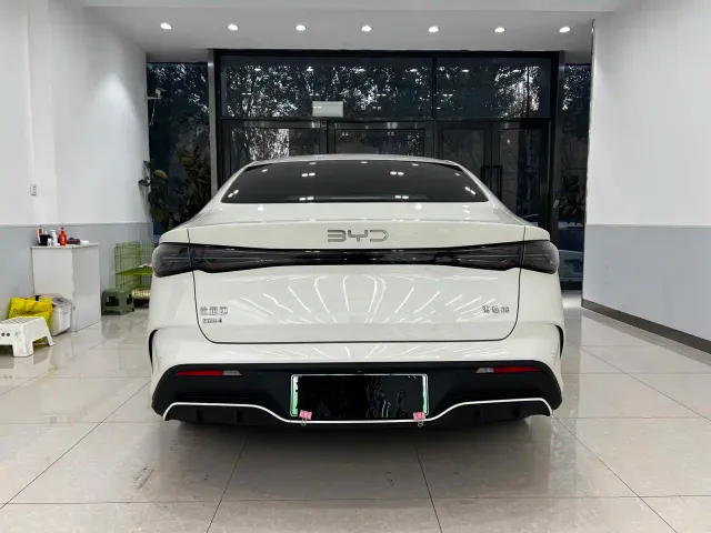 BYD Seal 06 — Фото автомобиля 24