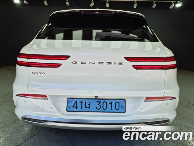 Genesis GV70 Electrified — Фото автомобиля 2