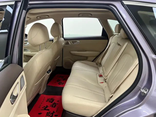 Shangjie SUV — Фото автомобиля 16