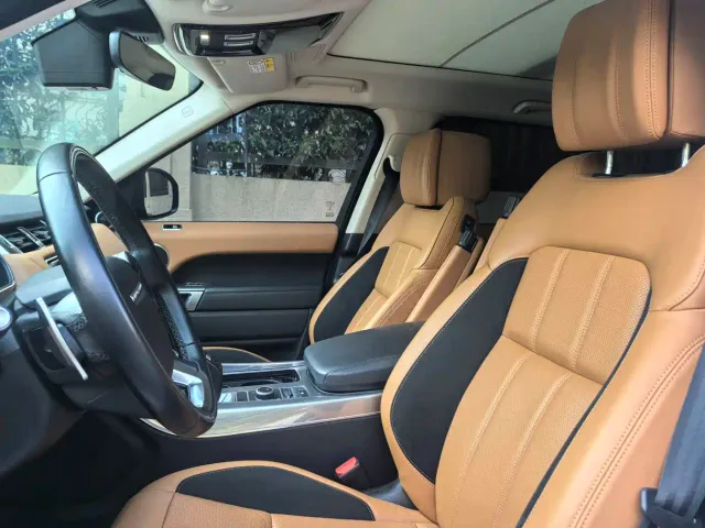 Land Rover Range Rover Sport — Фото автомобиля 12