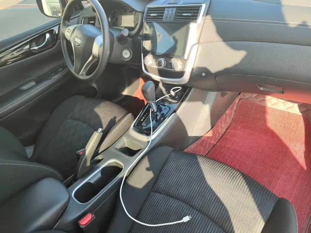 Nissan Tiida — Фото автомобиля 7